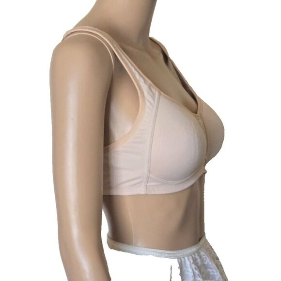 Wacoal 856114 Beige Clear Comfort Contour Low Impact Wireless Sports Bra Sz 34B - Picture 2 of 5